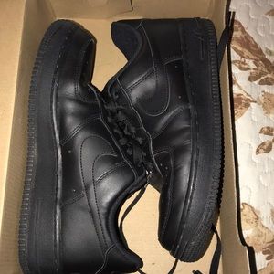 Black Air Force ones